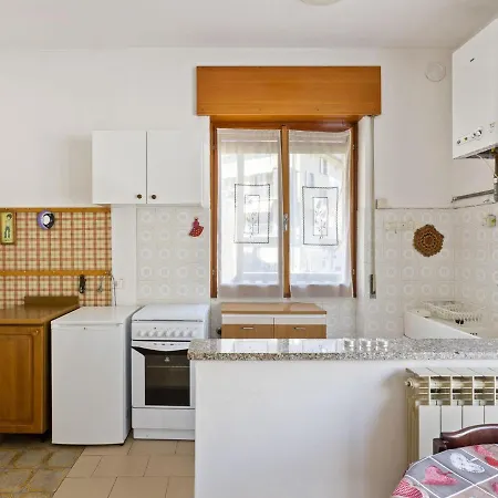 Modern In Bs With Terrace *