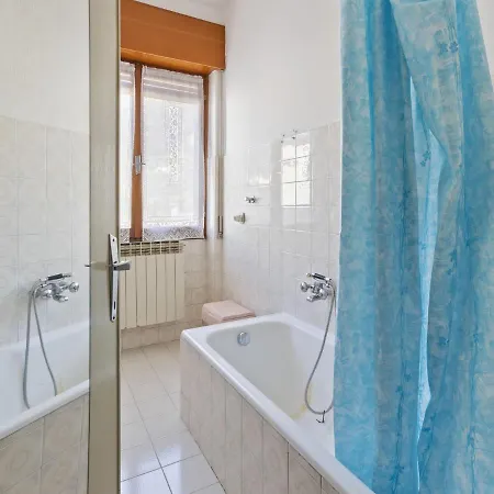 Modern In Bs With Terrace Apartment